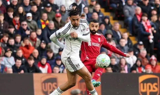 安菲尔德新王登基！17岁超新星闪耀，利物浦完胜富勒姆终结三连败