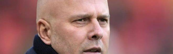 利物浦疯狂出击！曼联要凉了，50万周薪球星或接班萨拉赫！