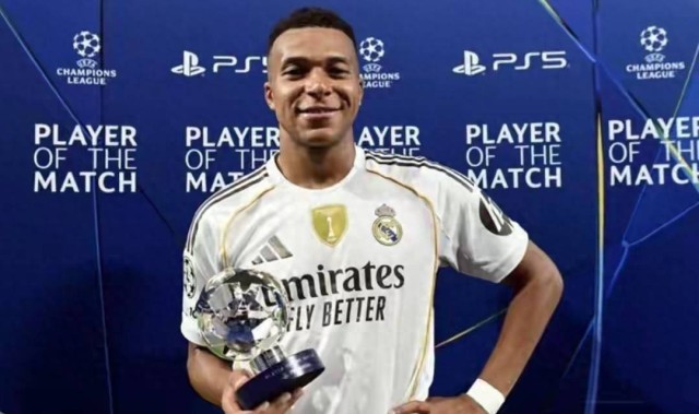 欧洲最神奇球队：提前7轮无缘联赛冠军！欧冠2-0，一只脚晋级4强