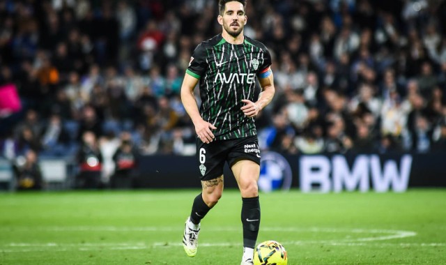 巴尔韦德本赛季联赛表现解析：追平个人西甲单赛季最佳纪录，助力皇马争冠