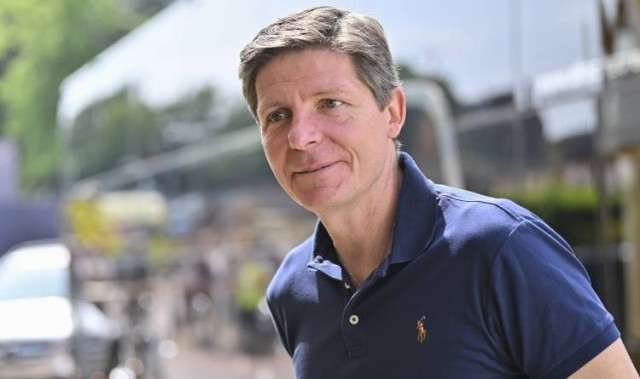 发布会炮轰、赛季末离任！格拉斯纳与水晶宫，一场不可避免的决裂