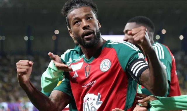 维纳尔杜姆渴望下赛季重返英超，他与达曼协作合同今夏到期