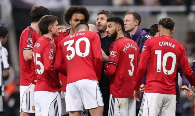 燃！2亿预算砸中场，曼联头号引援目标浮出水面，能否圆梦？